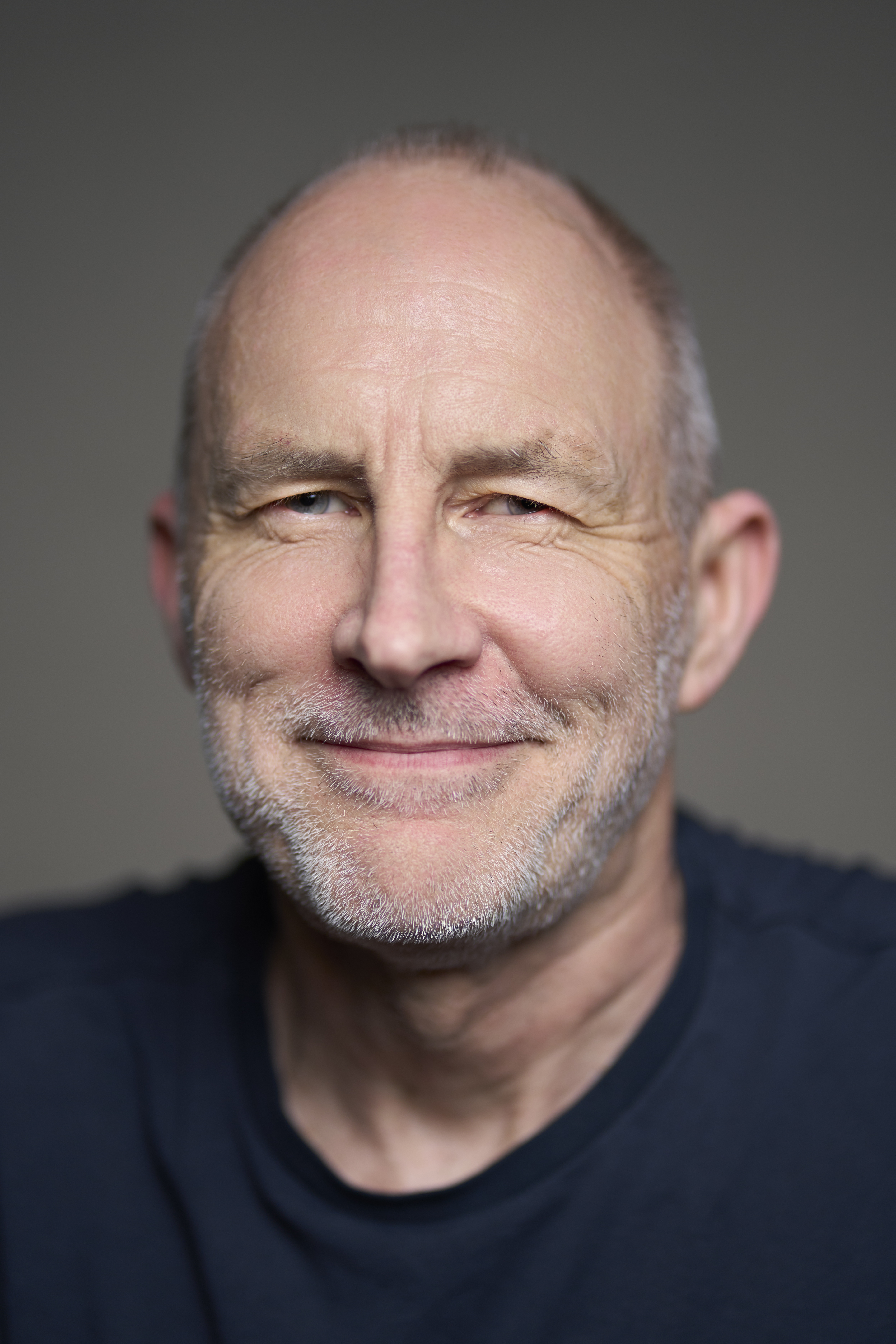 Simon Shore Headshot